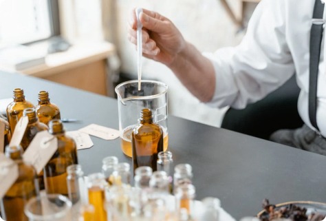 filing-tube-women-skincare